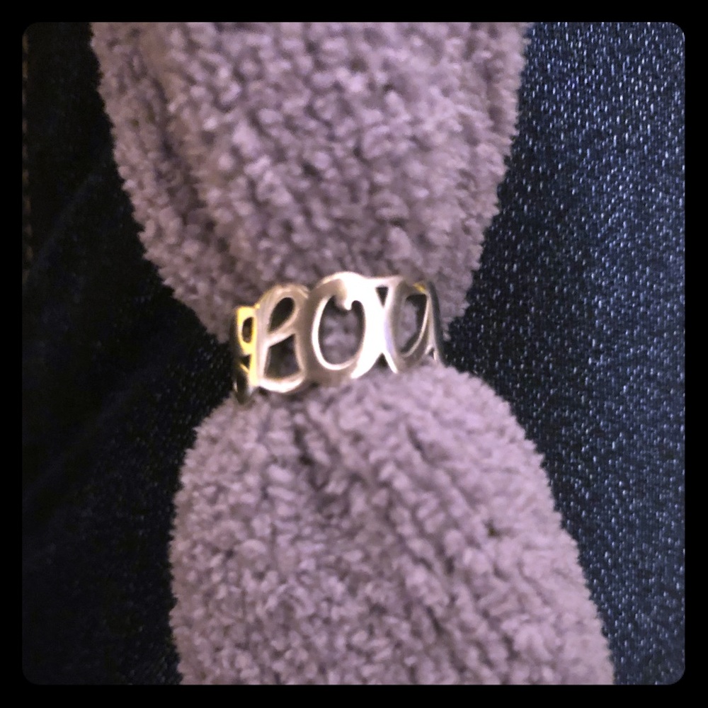 *SOLD* James Avery love ring
